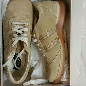 Brand New Suede Skechers in Beige