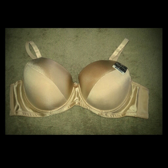 New satin bra bundle for @bettyjjackson. =)