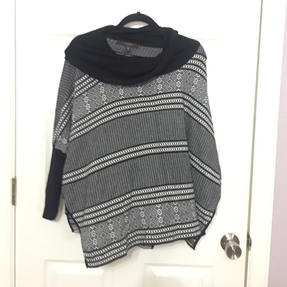 Brand new Fever black and white pattern  sweater