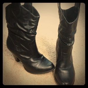 Black cowgirl boots, calf height!