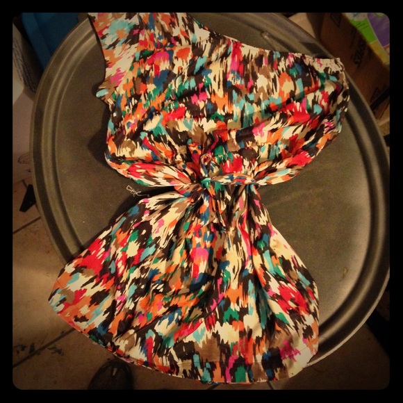 Stunning colors! Rue 21 one shoulder silk dress