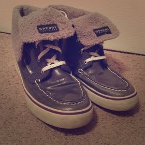 Gray sperry topsiders