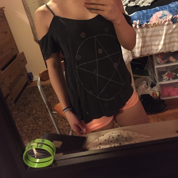 bundled 💓 Truly Madly Deeply Cut Out Witchcraft - Picture 4 of 4