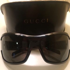 Gucci sunglasses (black)