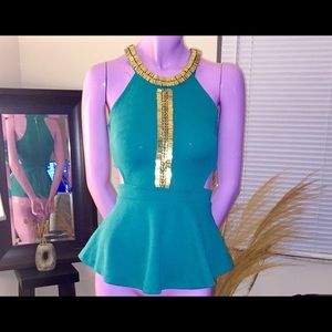 🔸SOLD🔸!l Bebe Teal sleeveless top with gold