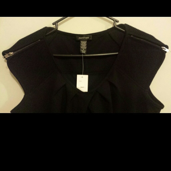 Black dress or trade - Picture 2 of 2