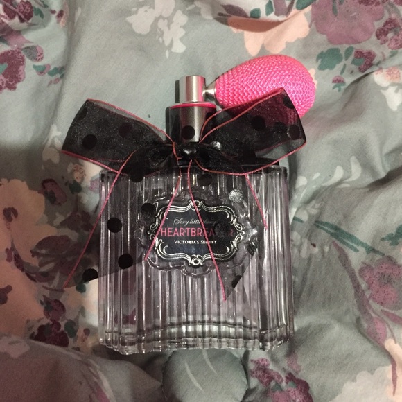 VS Heartbreaker perfume