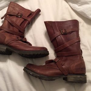 Steve Madden Brown Leather Strap Boots
