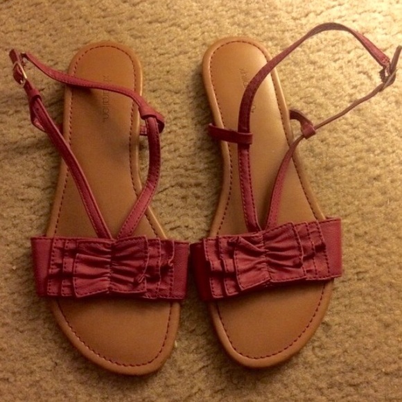 ❌SOLD❌Magenta Sandals
