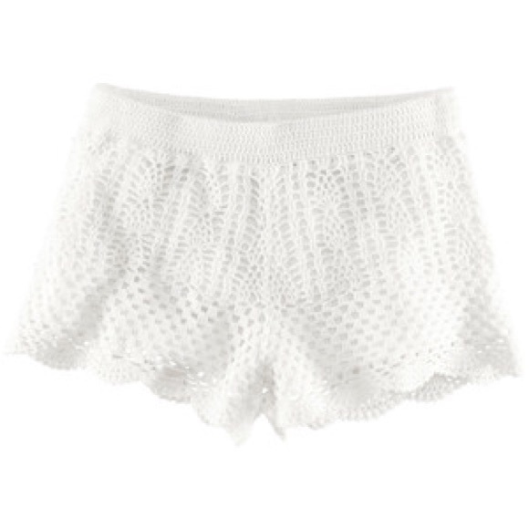 White crochet shorts