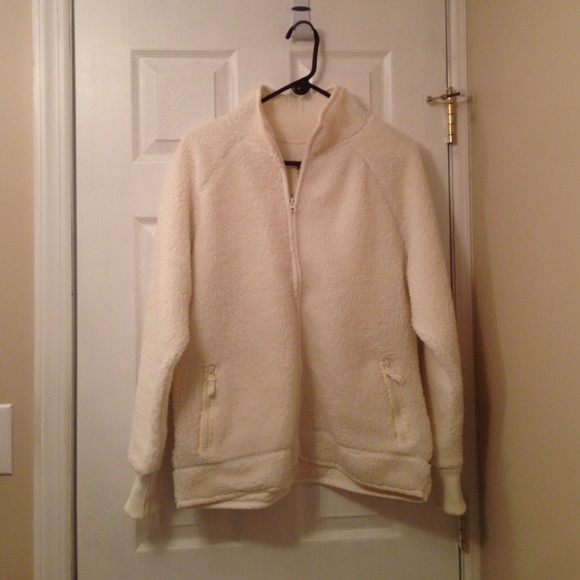 BNWT OLD NAVY SHERPA STYLE SWEATER JACKET IN WHITE