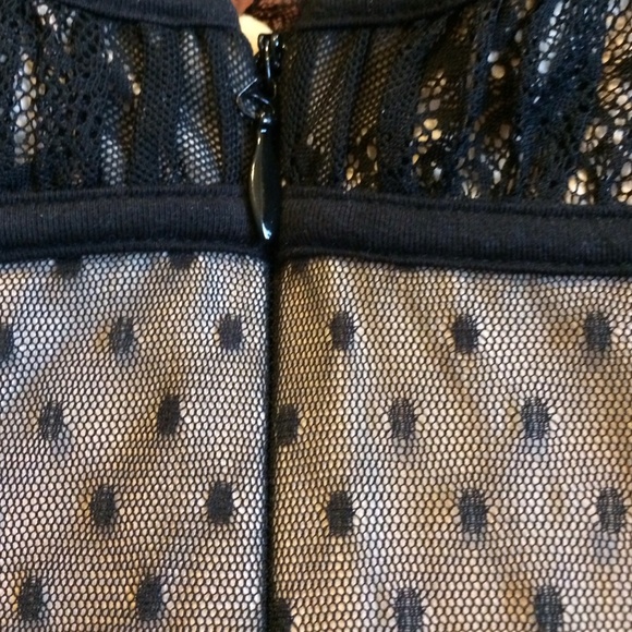 Lace bebe dress - Picture 3 of 3