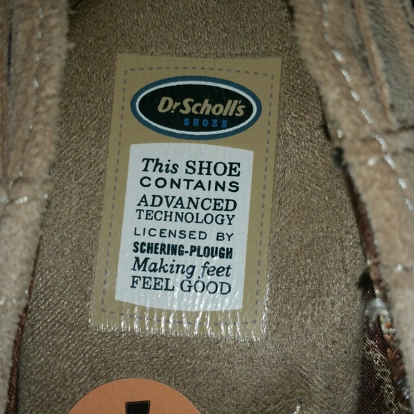 Shoes - Picture 2 of 4