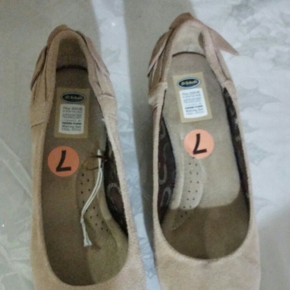 Shoes - Picture 4 of 4