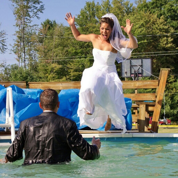 ABOUT ME - Picture 2 of 4