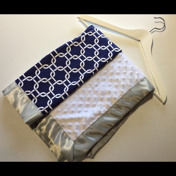 Modern baby blanket / throw blanket