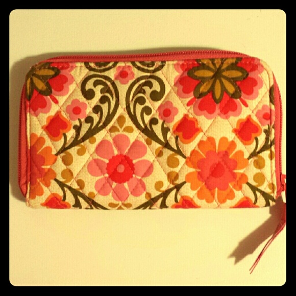 Vera Bradley Zip Around Wallet Folkloric