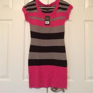 NWT short sleeve sweater dress