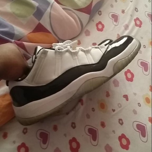 Concords - Picture 2 of 3