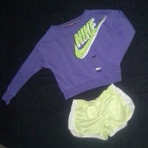 Nike sweatshirt NWT