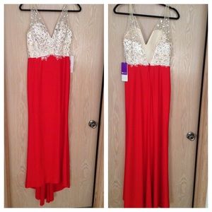 Beautiful BRAND NEW red/orange PROM DRESS!