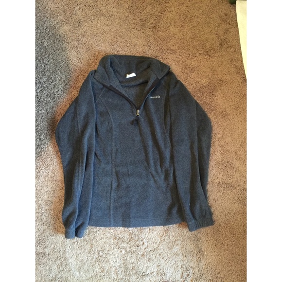 Columbia half zip! Worn twice!