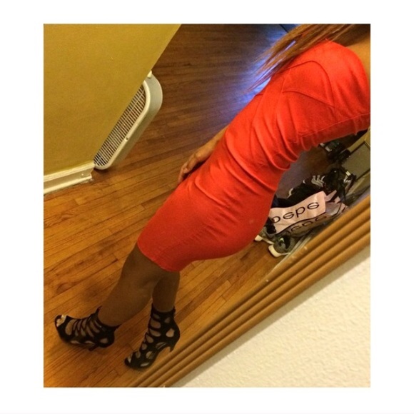 BODYCON MINI DRESS - Picture 4 of 4