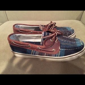 Sperry Topsider boat shoes. size 7.5