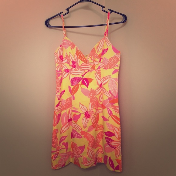 PRICE REDUCED**ADORABLE LILLY PULITZER - MUST HAVE