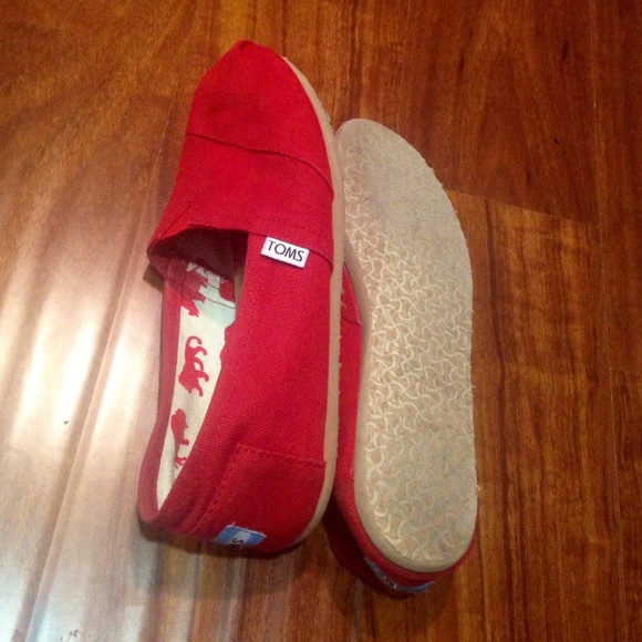 Red Toms