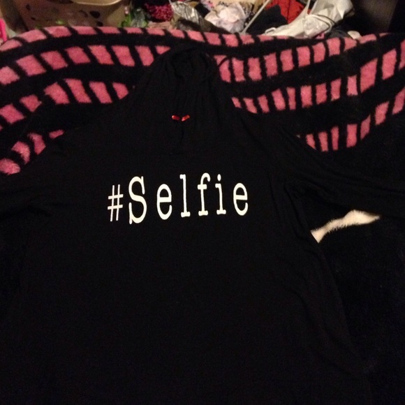 Selfie shirt