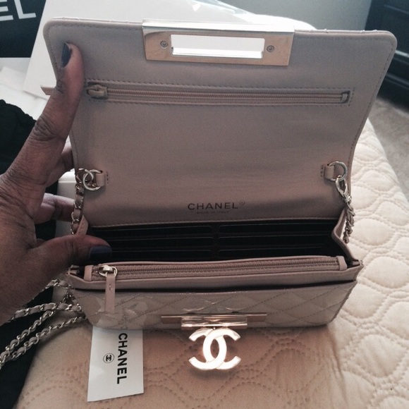 SOLD - Chanel special edition 2014 WOC - Picture 3 of 4