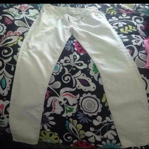 White skinny jeans