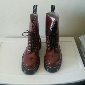 Dr Martens A ggy 1490