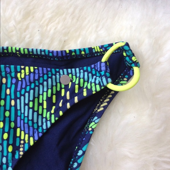 AE Navajo/ Aztec Print Bikini Bottom🌴 - Picture 4 of 4