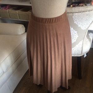 Pleated Midi Skirt