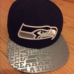 Seahawks SnapBack 💚💙