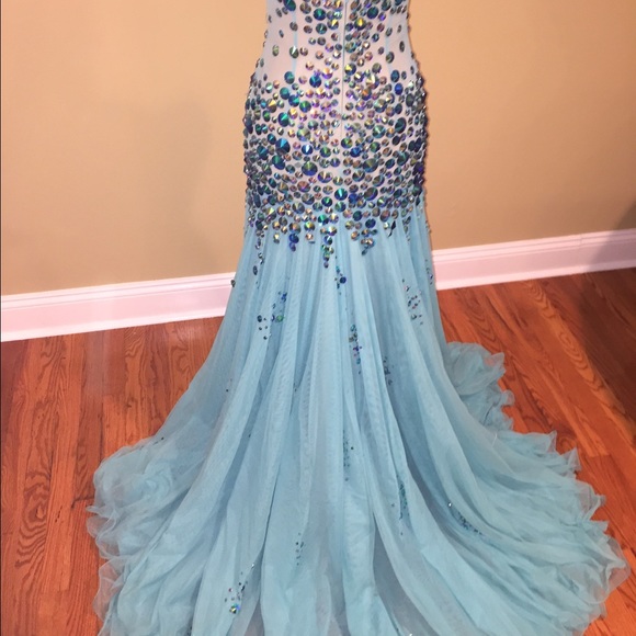 Sherri hill gown size 4 - Picture 2 of 4