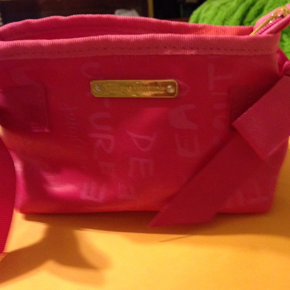 Beautiful Juicy Couture makeup bag