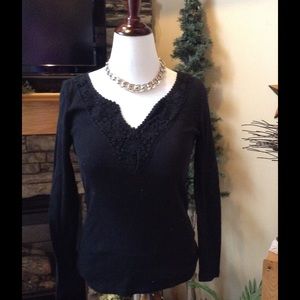 Black ribbed v neck top