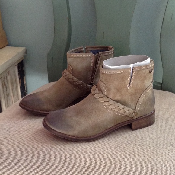 ROXY Madison ankle boot