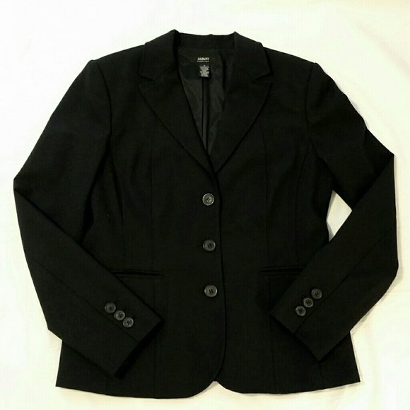 Three-button Blazer & 3 pairs dress pants