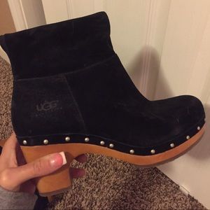 size 7 knee high UGGS