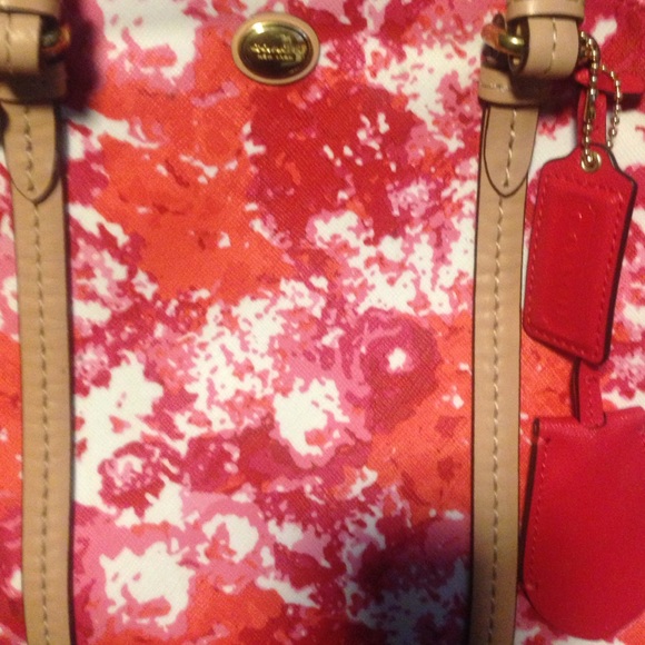 Coach Bag - Picture 2 of 4