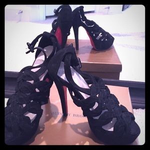 NWOT Sexy Braided Black Heels