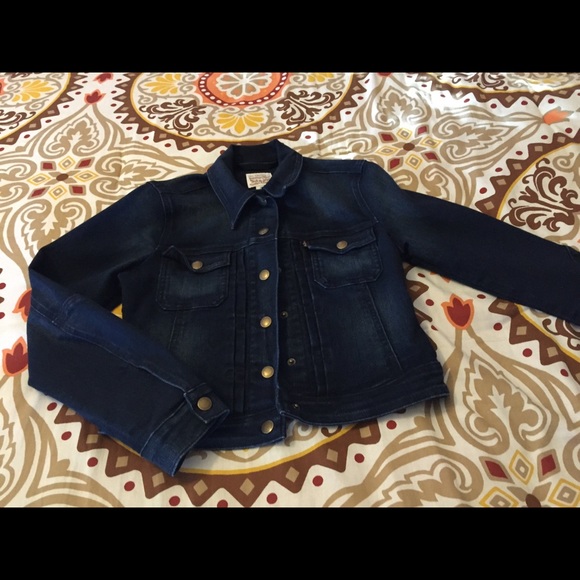Stretchy Jean Jacket
