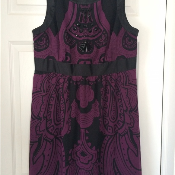 Limited Sleeveless dress