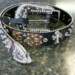 💖Camo camouflage Cross Belt NWT Size Medium