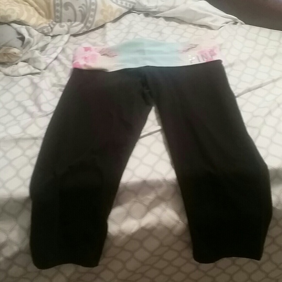 Pink capri - Picture 1 of 1