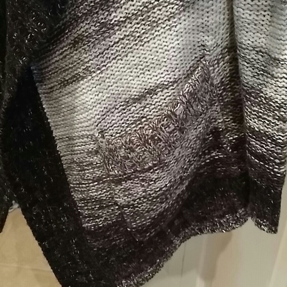 Black/White/Gray Cardigan - Picture 2 of 2